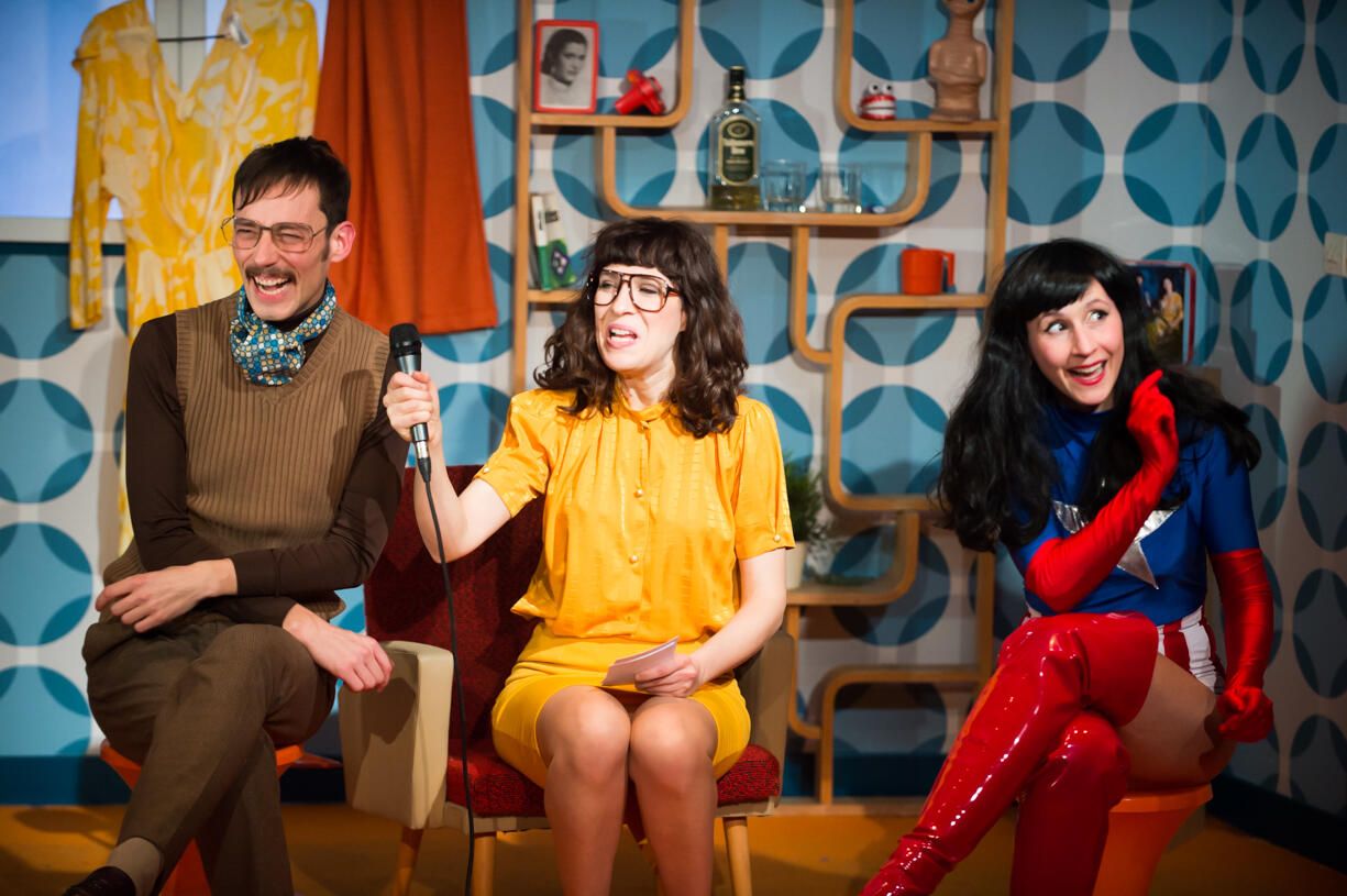 Critique de Ultra-Girl contre Schopenhauer au Théâtre Lucas Paumier